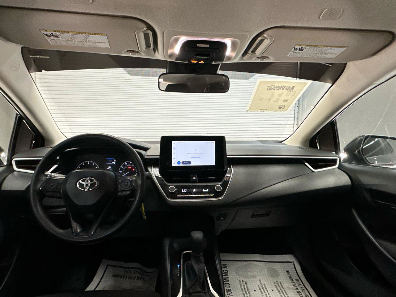 Used 2025 Toyota Corolla LE FWD image 10
