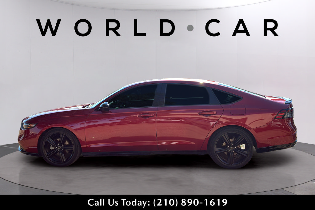 Used 2024 Honda Accord Sport image 12