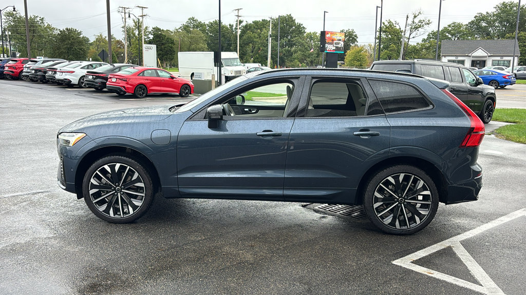 New 2027 Volvo XC60 T8 Ultra AWD/4WD image 3