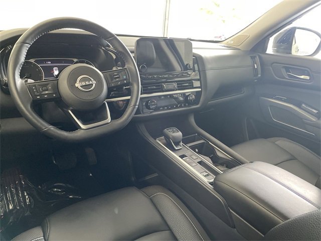 Certified 2025 Nissan Pathfinder SL w/ SL Premium Package image 19