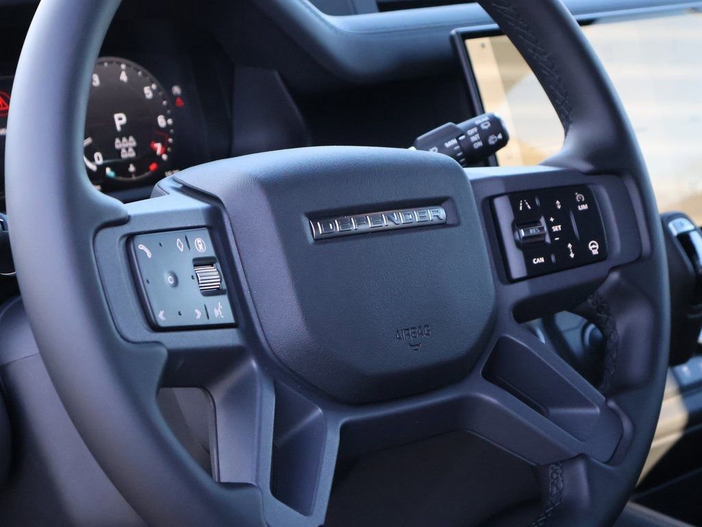 New 2026 Land Rover Defender 110 X-Dynamic SE image 17