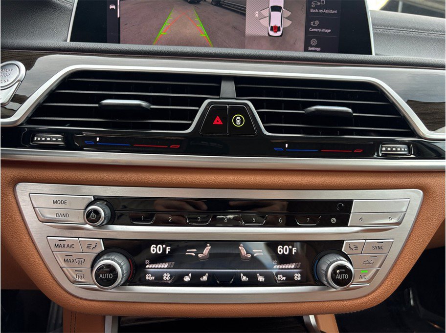 Used 2021 BMW 740i xDrive w/ Premium Package AWD/4WD image 34