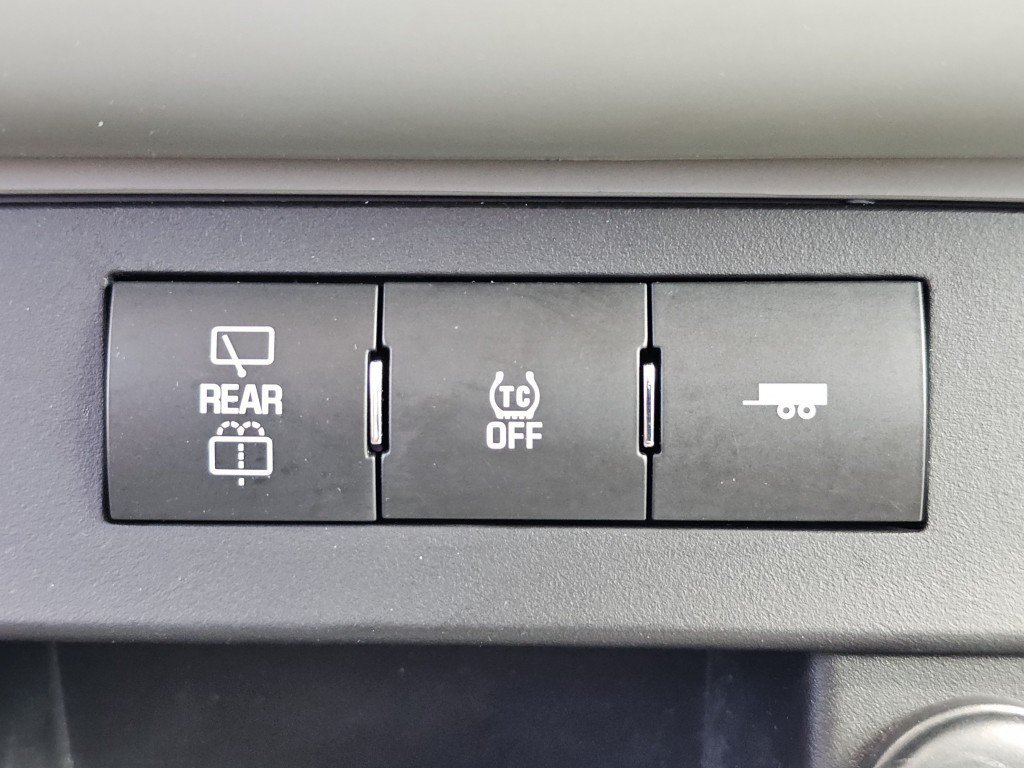 Used 2013 Chevrolet Traverse LS AWD/4WD image 9
