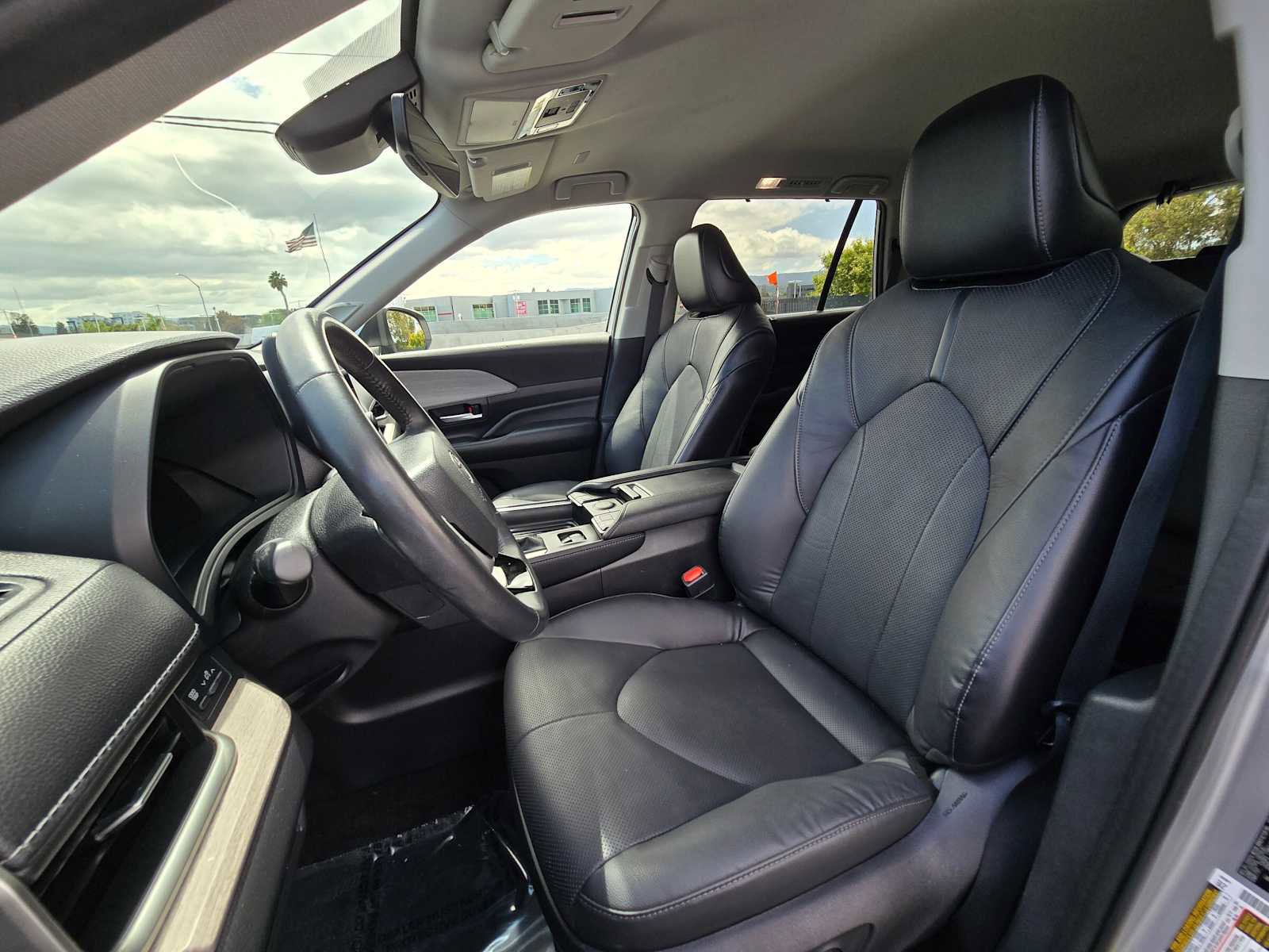 Used 2024 Toyota Grand Highlander FWD image 26