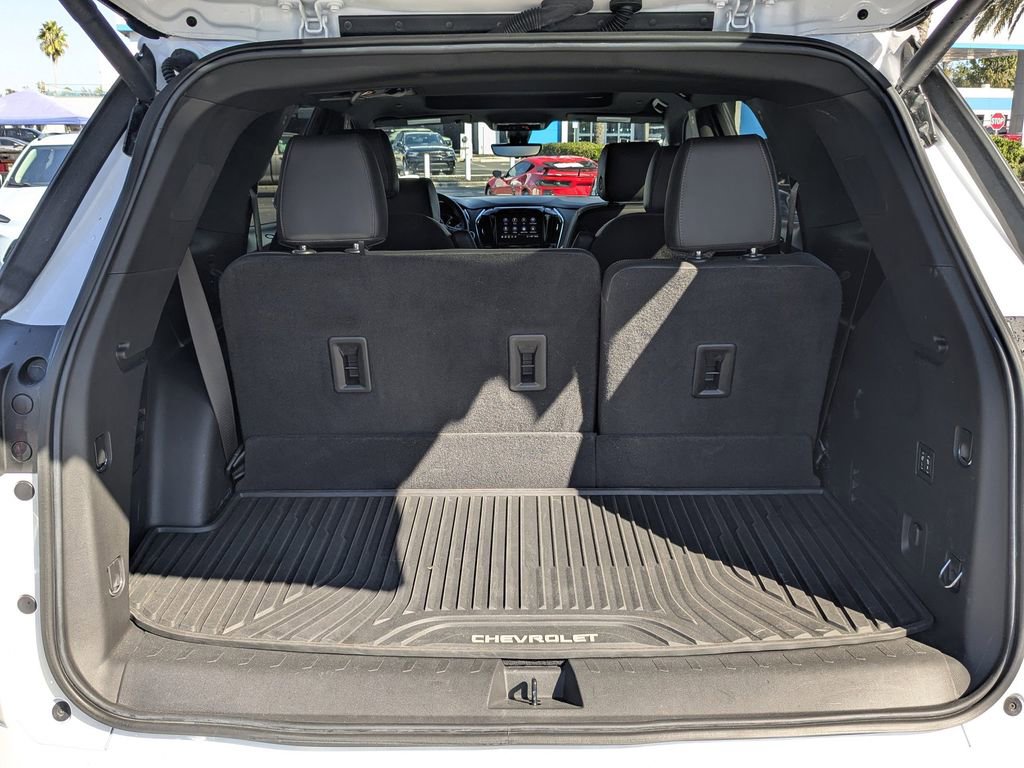 Used 2024 Chevrolet Traverse High Country image 13