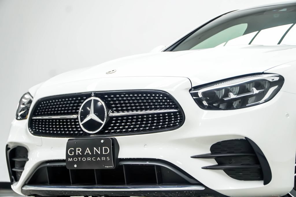 Used 2023 Mercedes-Benz E 350 Sedan image 2