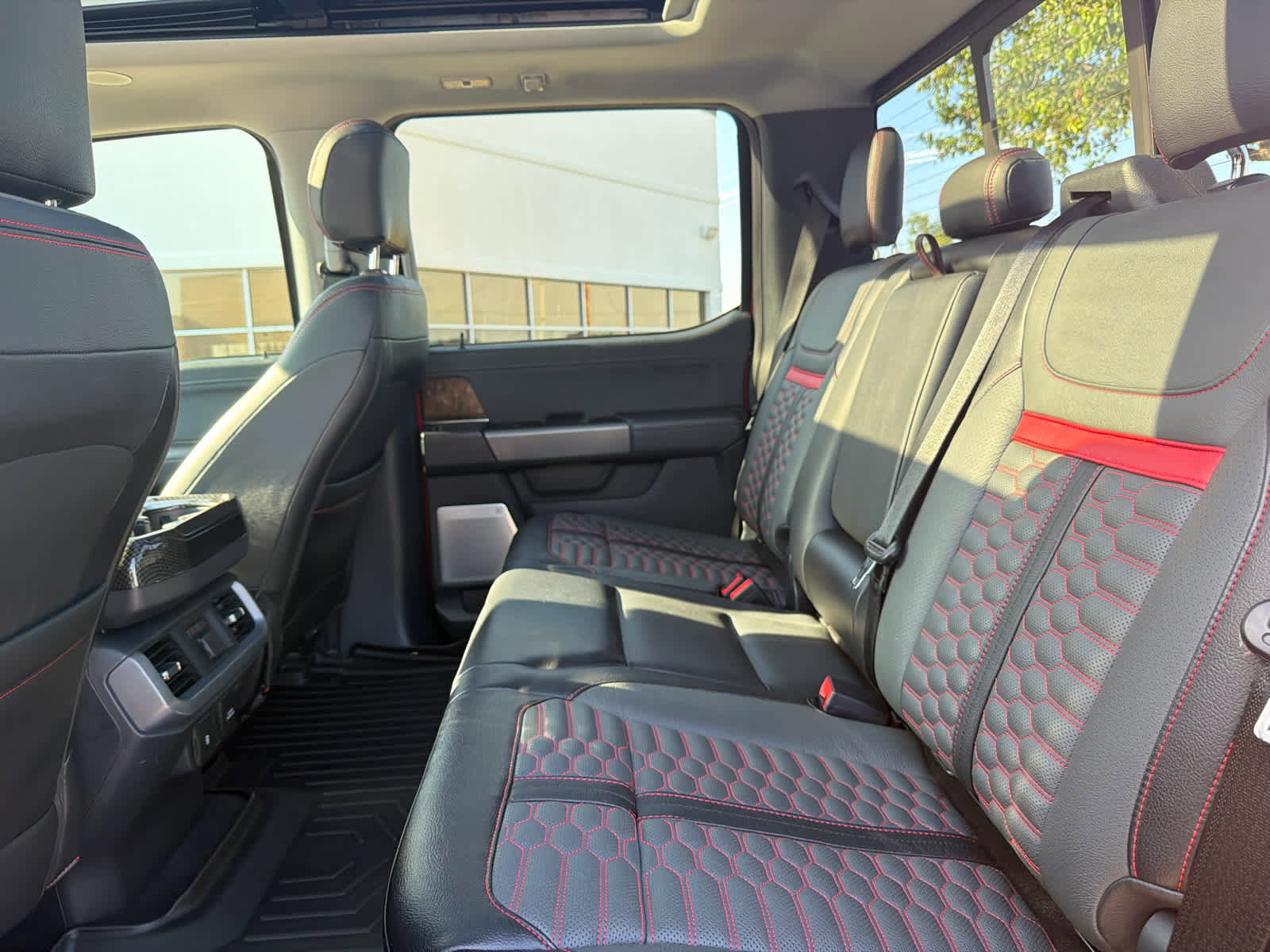 Used 2021 Ford F150 Lariat w/ Equipment Group 502A High AWD/4WD image 8