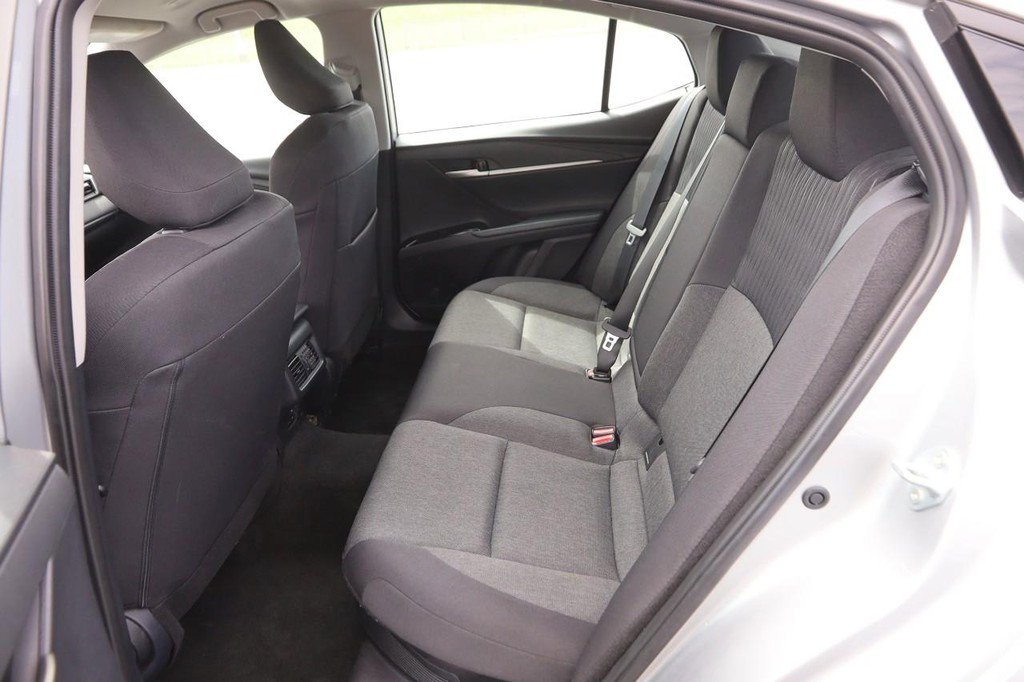 Used 2025 Toyota Camry LE FWD image 9