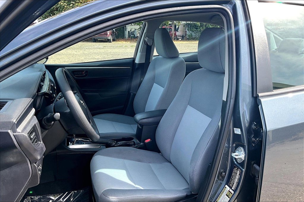 Used 2016 Toyota Corolla L FWD image 9