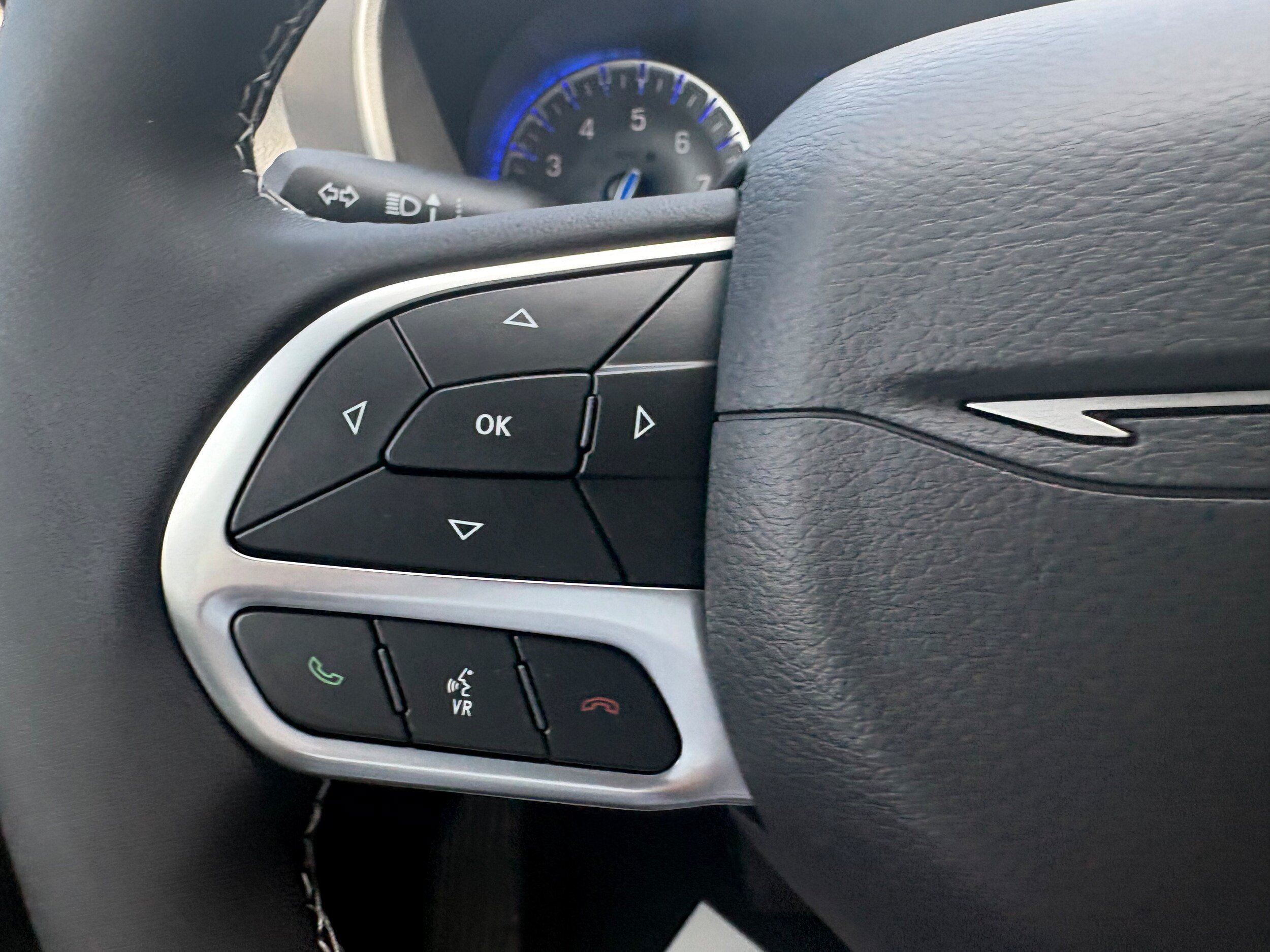 New 2027 Chrysler Pacifica Select FWD image 20