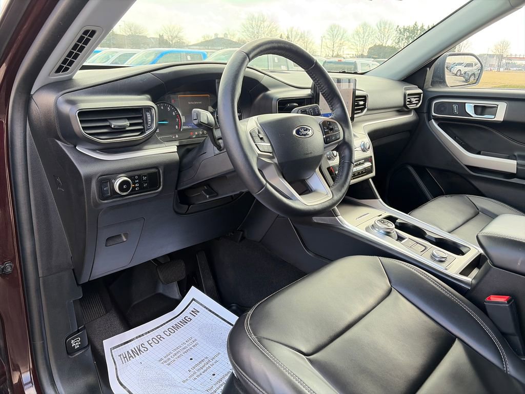 Used 2023 Ford Explorer XLT w/ Equipment Group 202A image 15