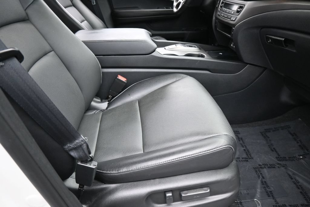 Used 2025 Honda Ridgeline RTL image 44
