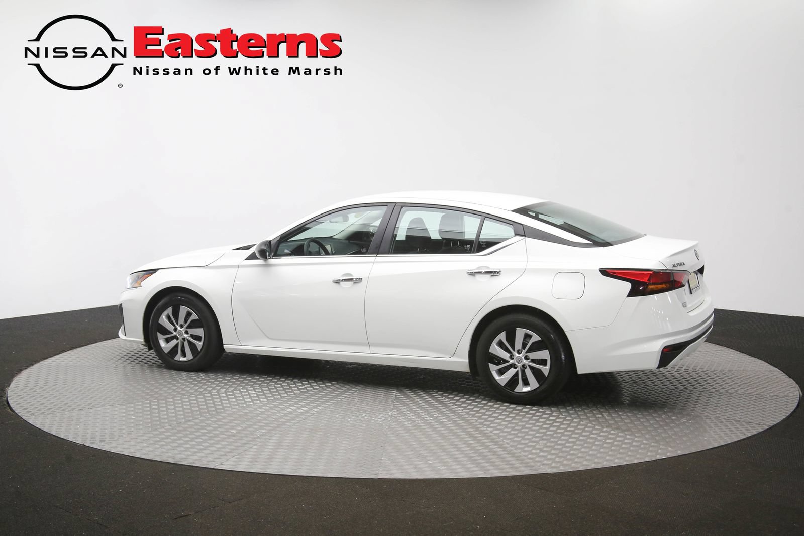 Used 2024 Nissan Altima 2.5 S FWD image 60