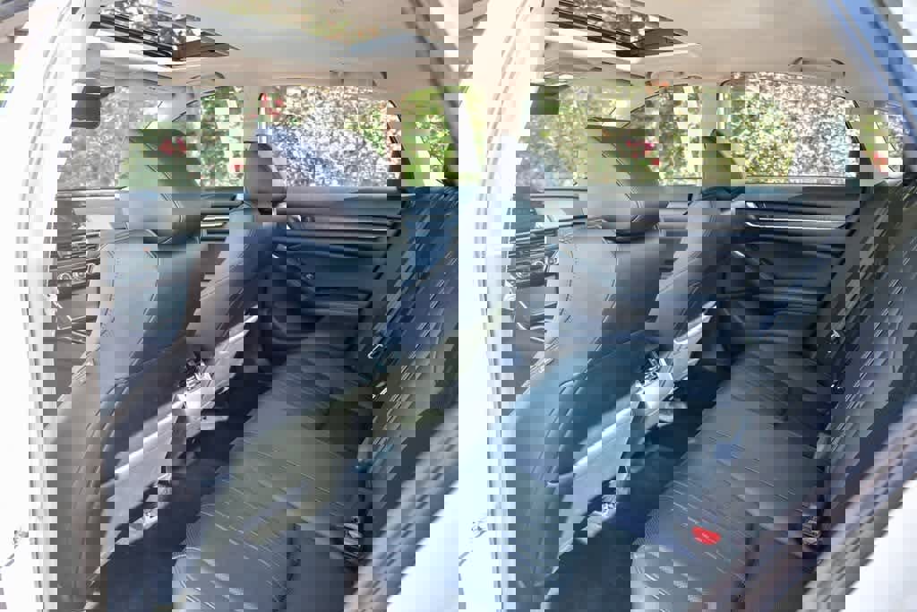 Used 2019 Honda Accord Touring image 19