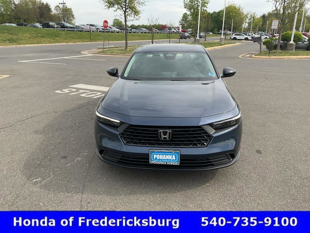 Used 2025 Honda Accord SE image 9