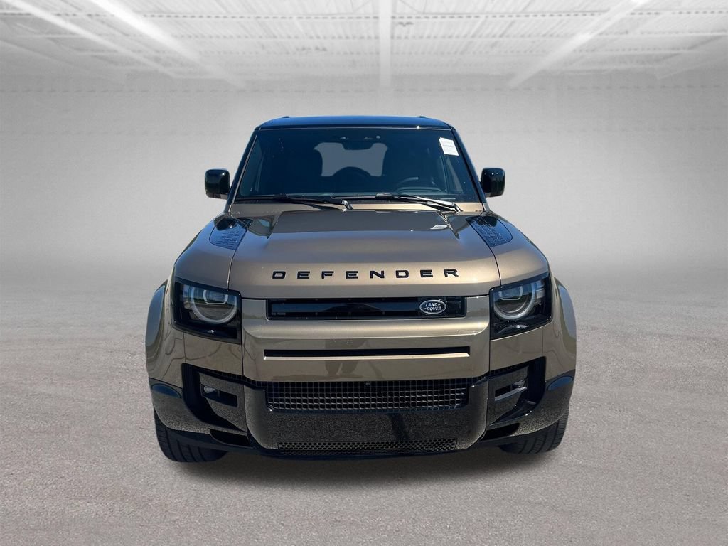 New 2026 Land Rover Defender 130 X-Dynamic SE AWD/4WD image 8