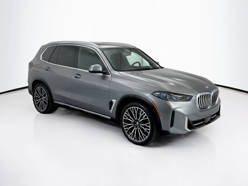 Certified 2026 BMW X5 xDrive40i AWD/4WD image 3