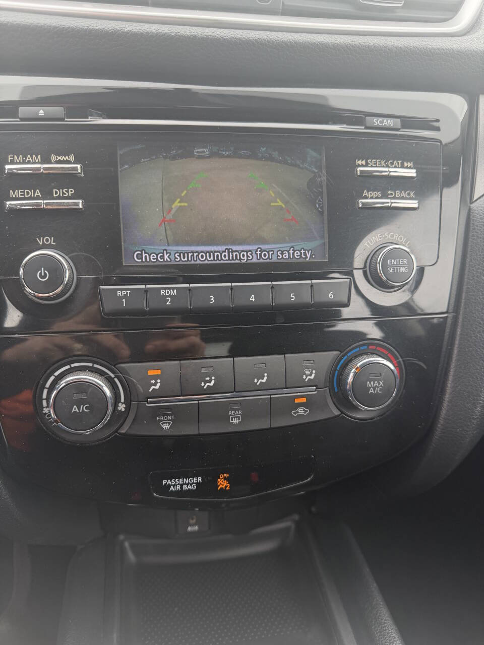 Used 2015 Nissan Rogue S image 26