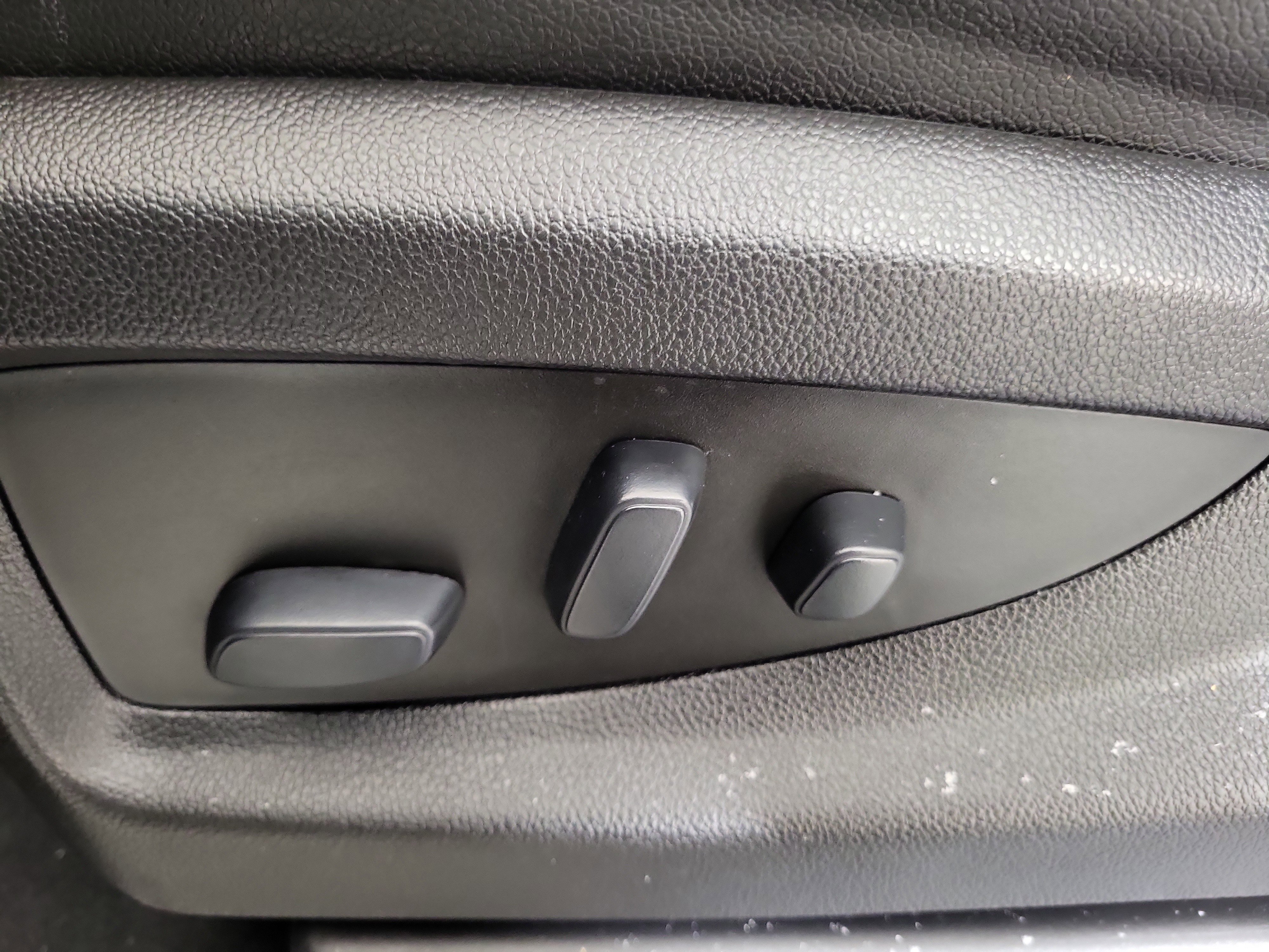 Used 2019 Chevrolet Tahoe Premier w/ Max Trailering Package image 13