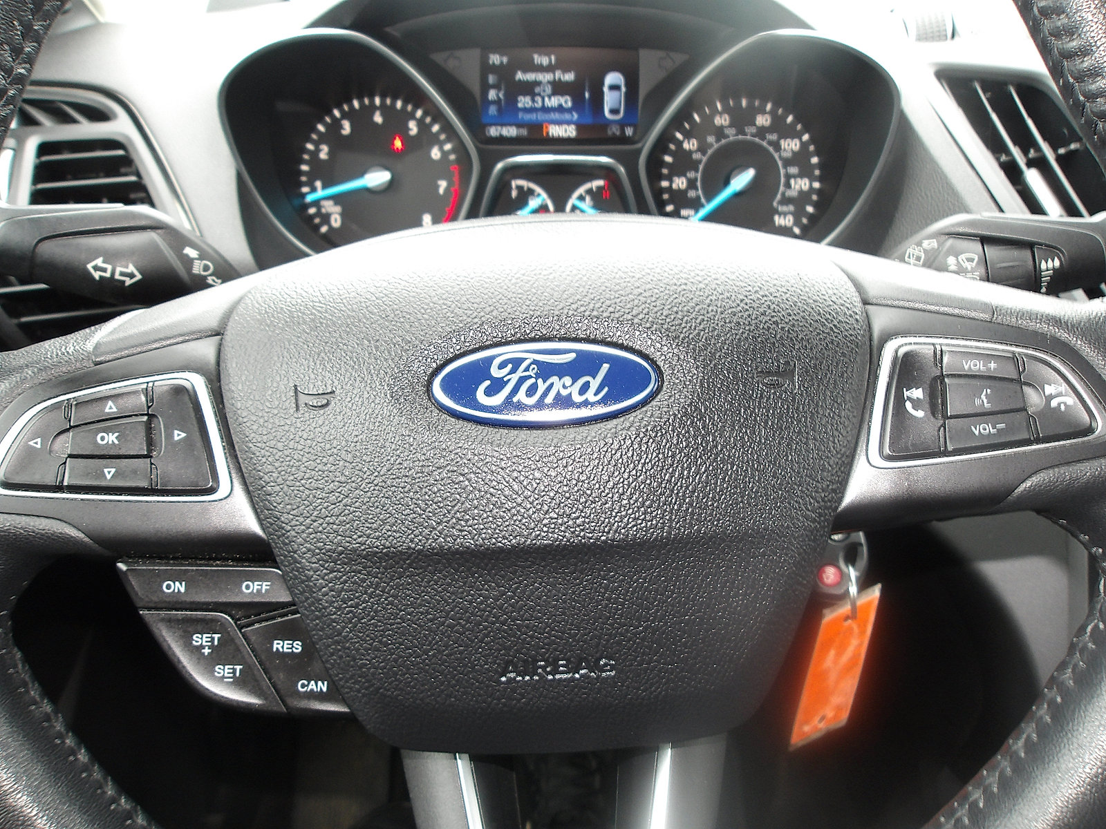 Used 2018 Ford Escape SEL FWD image 18