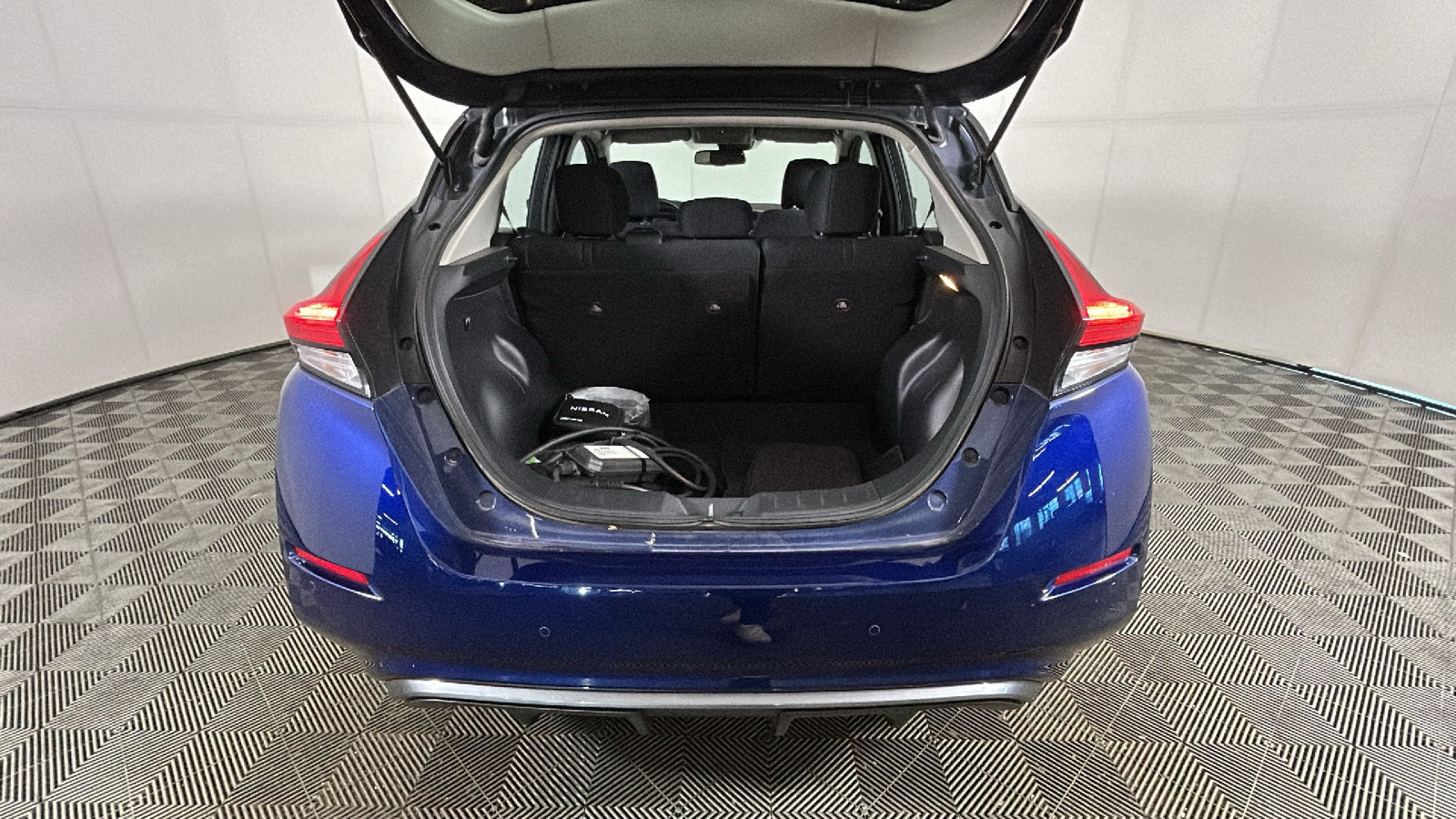 Used 2025 Nissan Leaf SV Plus FWD image 33