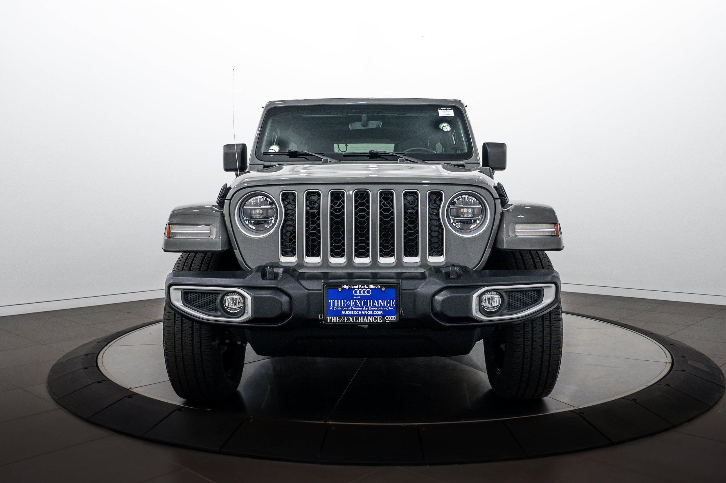 Used 2021 Jeep Wrangler Unlimited Sahara w/ Cold Weather Group AWD/4WD image 28