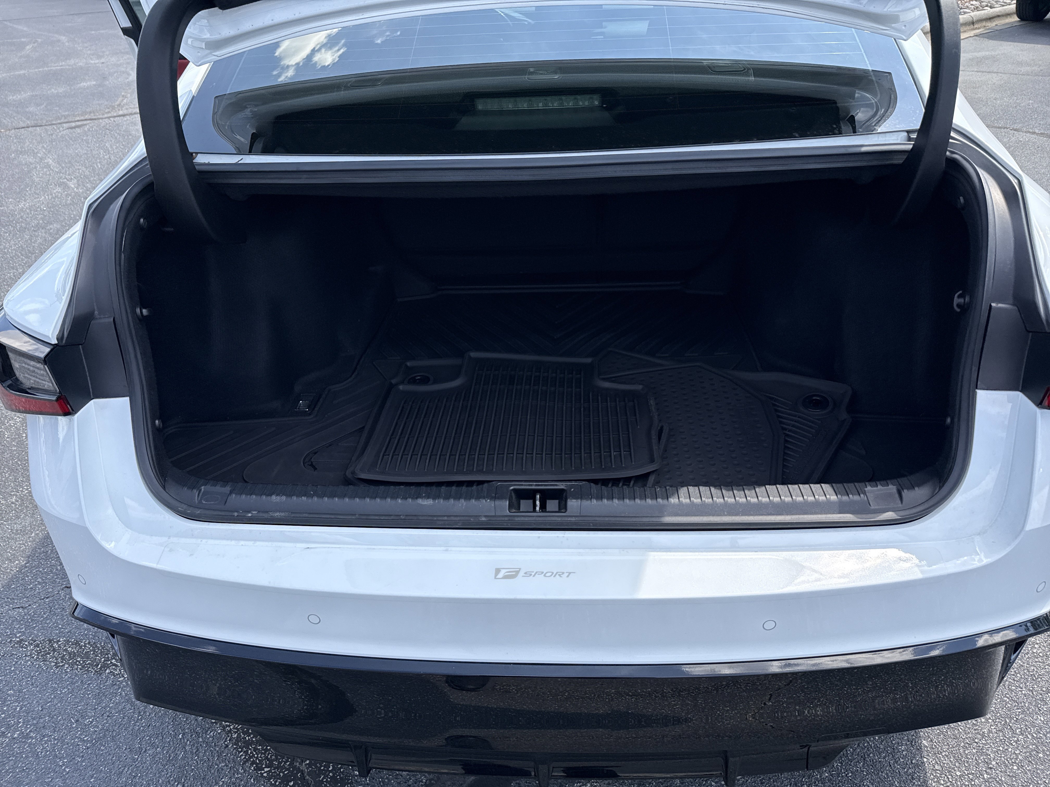 Used 2021 Lexus IS 350 F Sport w/ Navigation Package RWD image 32