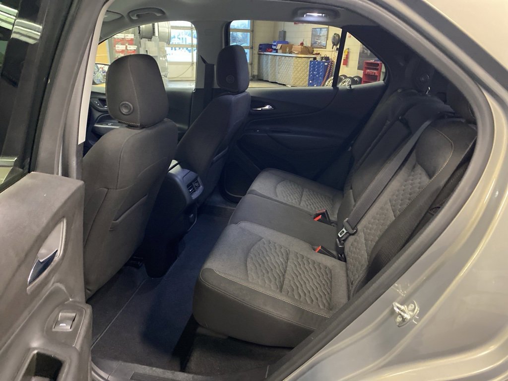 Used 2018 Chevrolet Equinox LT image 11