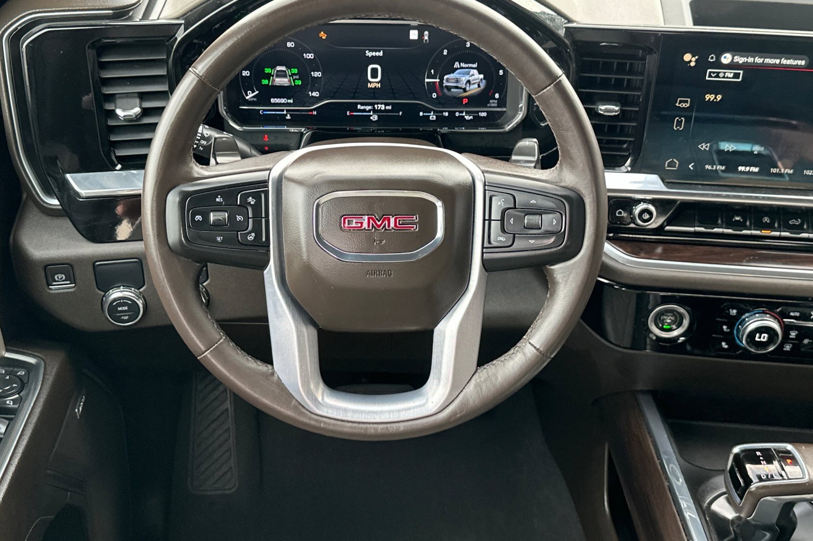 Used 2022 GMC Sierra 1500 SLT w/ SLT Convenience Package image 14