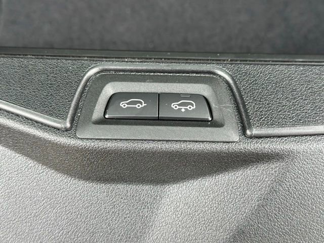 Certified 2025 BMW X5 xDrive50e w/ Climate Comfort Package image 33