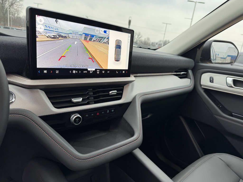 New 2026 Ford Explorer Active w/ Active Comfort Package image 30