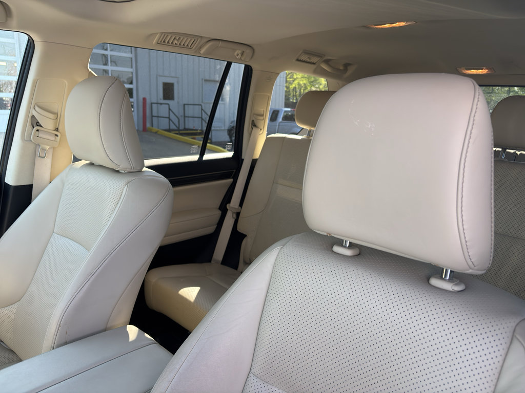 Used 2021 Lexus GX 460 Luxury w/ Accessory Package image 8