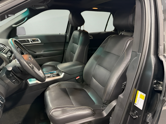 Used 2015 Ford Explorer Sport w/ Equipment Group 401A AWD/4WD image 10