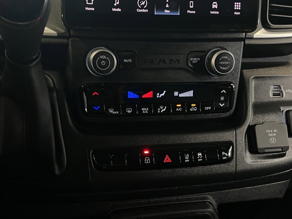 Used 2025 RAM ProMaster 3500 w/ Storage Group image 17