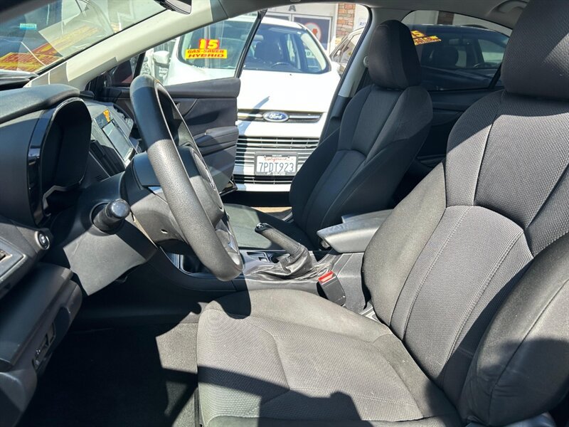 Used 2019 Subaru Impreza 2.0i AWD/4WD image 19