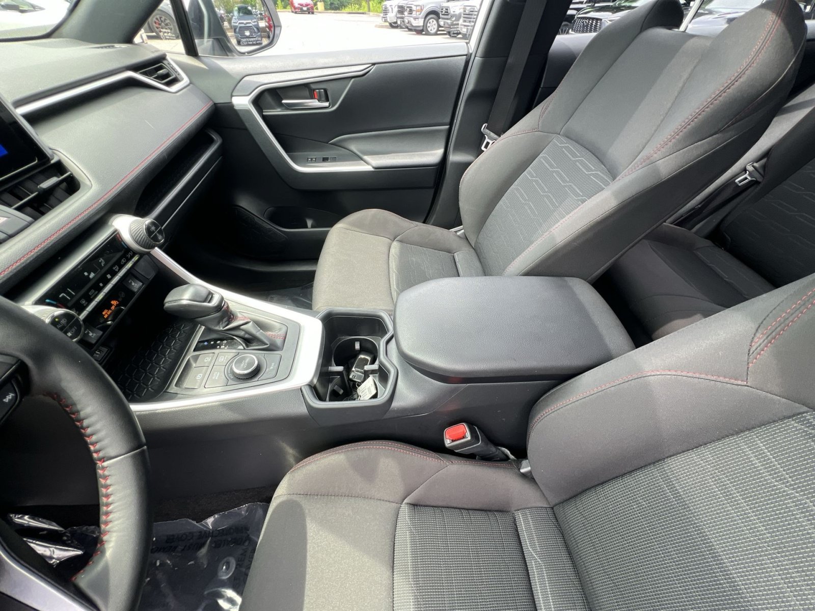 Used 2024 Toyota RAV4 SE w/ Weather & Moonroof Package AWD/4WD image 22