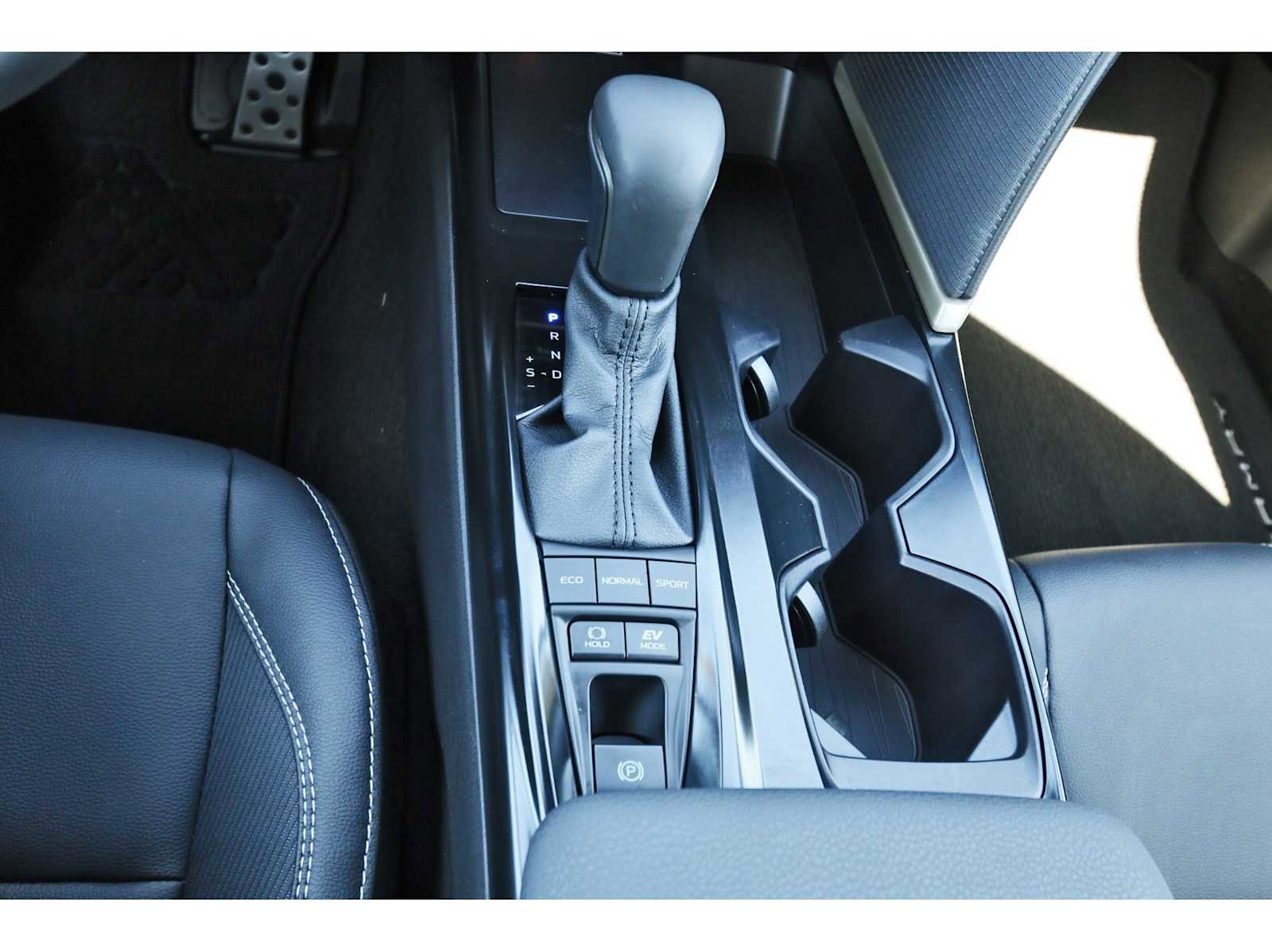 Used 2026 Toyota Camry SE w/ Convenience Package image 25