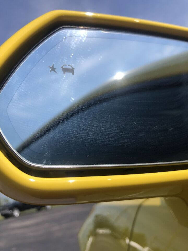 Used 2018 Chevrolet Camaro SS image 13