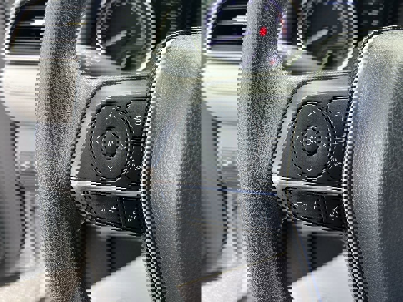 Used 2023 Toyota Camry LE image 19