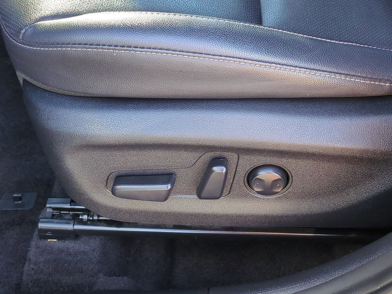 Certified 2022 Kia Niro EX Premium image 22