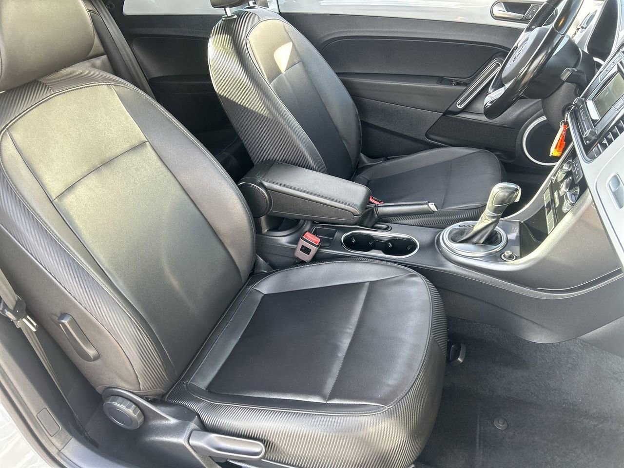 Used 2017 Volkswagen Beetle 1.8T FWD image 8