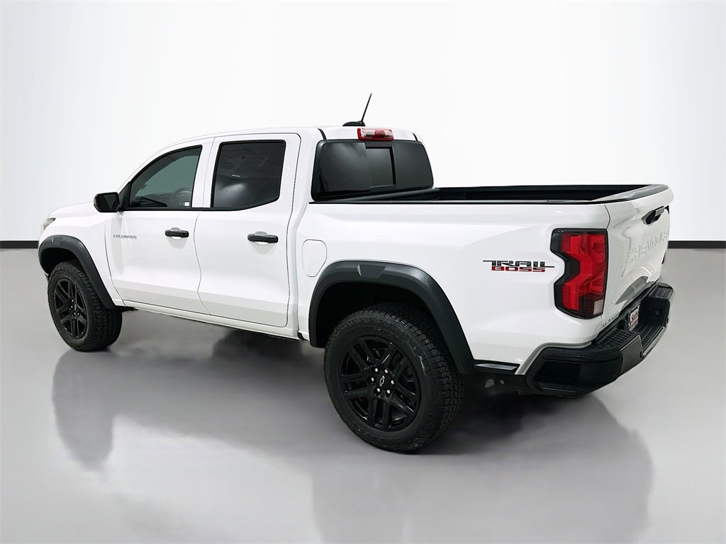 Used 2024 Chevrolet Colorado Trail Boss image 5
