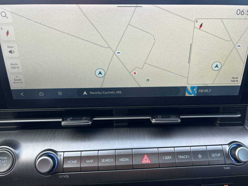 Used 2024 Hyundai Kona SEL w/ Convenience Package FWD image 23
