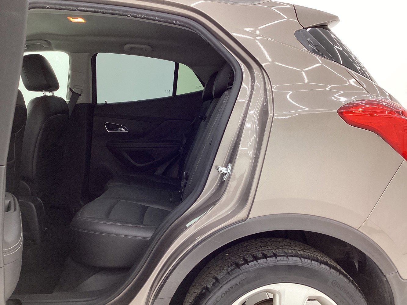 Used 2015 Buick Encore Leather FWD image 20