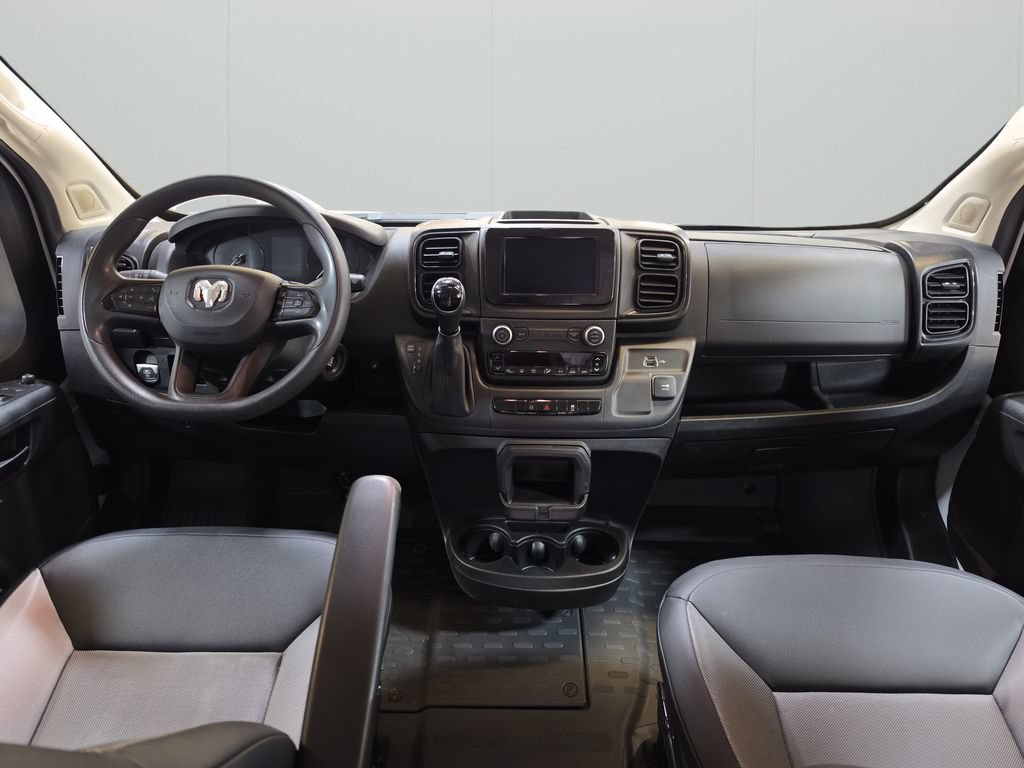 Used 2025 RAM ProMaster 2500 w/ Convenience Group FWD image 17