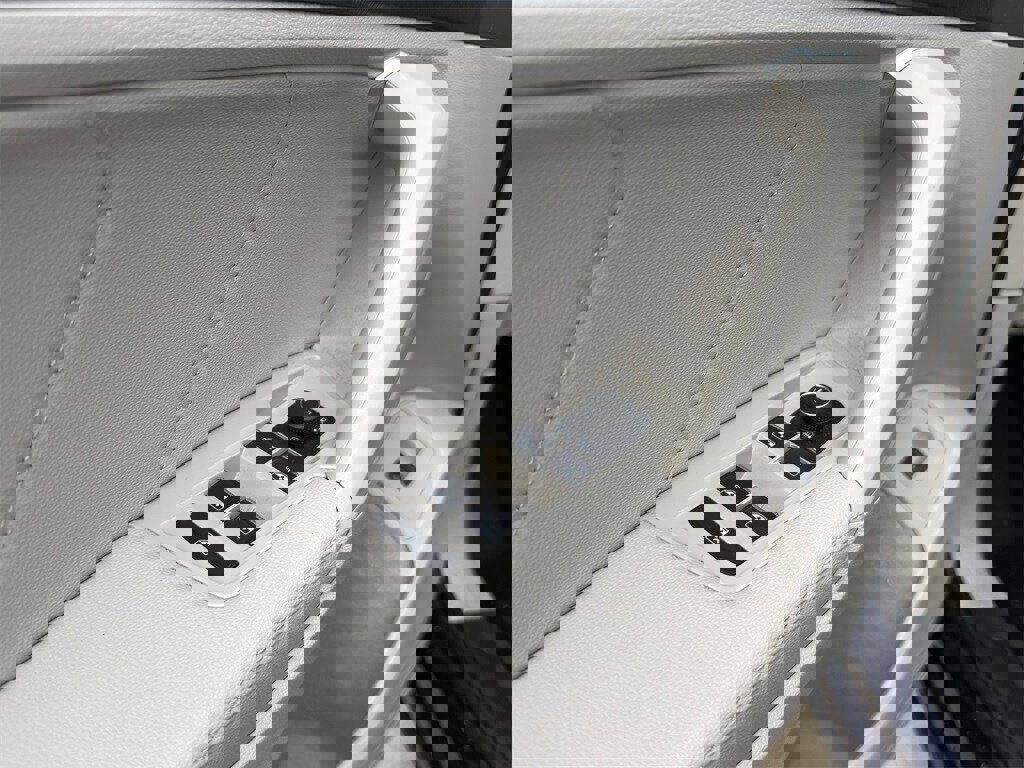 Certified 2022 Volkswagen Tiguan SE w/ Panoramic Sunroof Package image 17