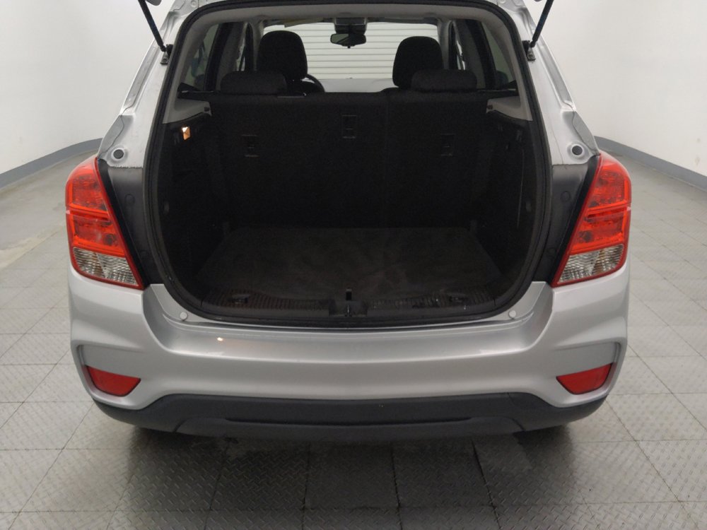 Used 2020 Chevrolet Trax LS w/ Tint and Cruise Package FWD image 29