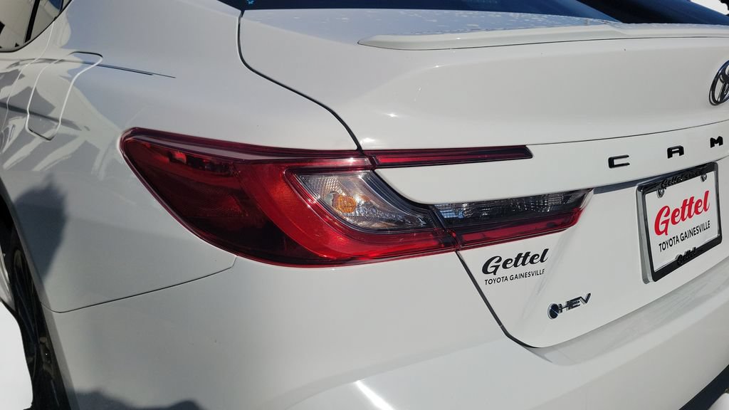 Used 2026 Toyota Camry SE FWD image 9