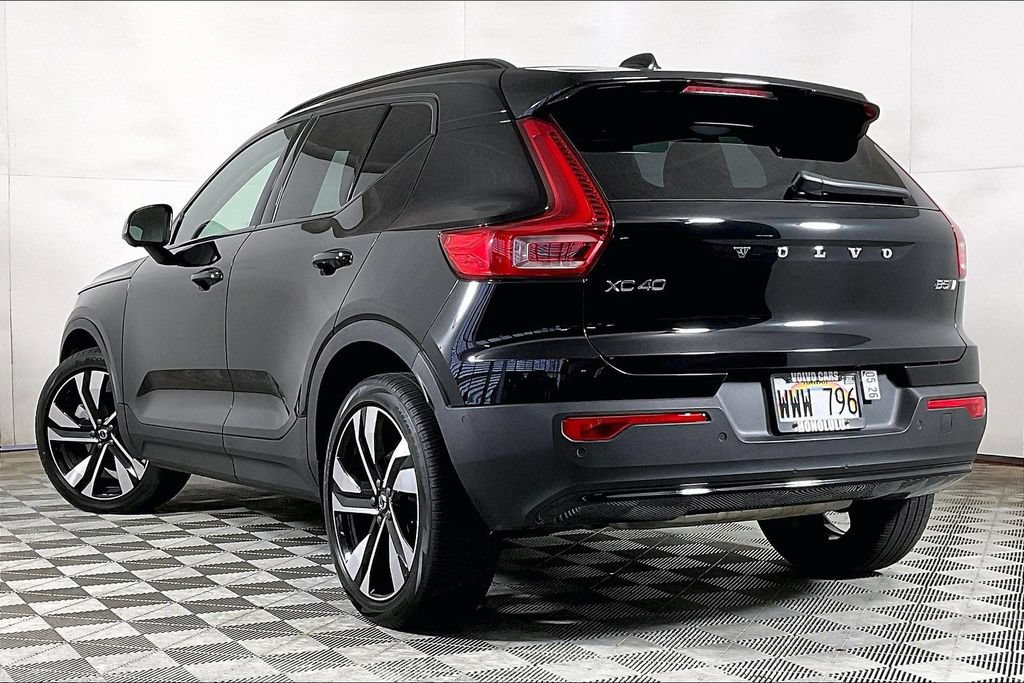 Used 2023 Volvo XC40 B5 Ultimate w/ Protection Package Premier AWD/4WD image 13