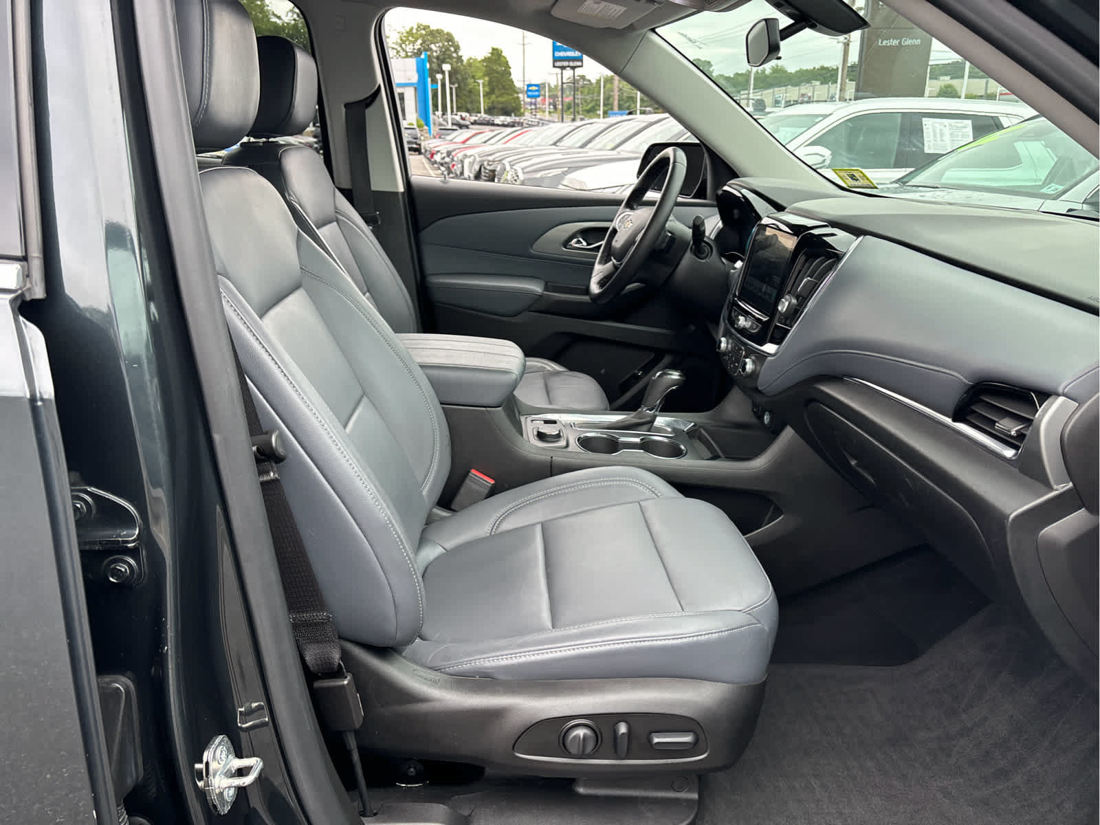 Certified 2019 Chevrolet Traverse LT w/ LPO, Floor Liner Package AWD/4WD image 21